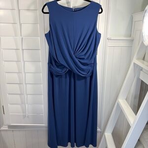 NWT Lauren Ralph Lauren Sleeveless Blue Midi Dress